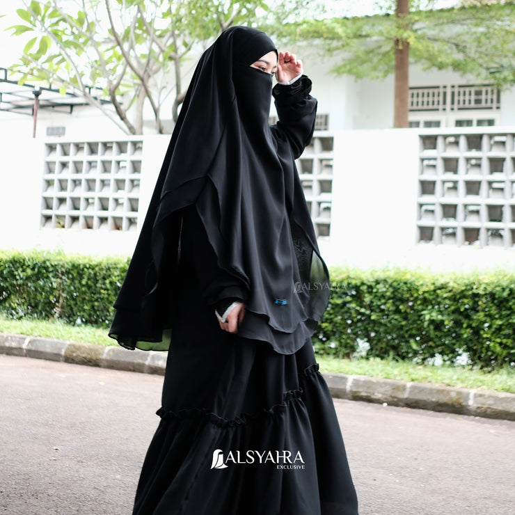 Alsyahra Exclusive X Wardah Maulina Bundling Gamis French Khimar Fatimah Size L