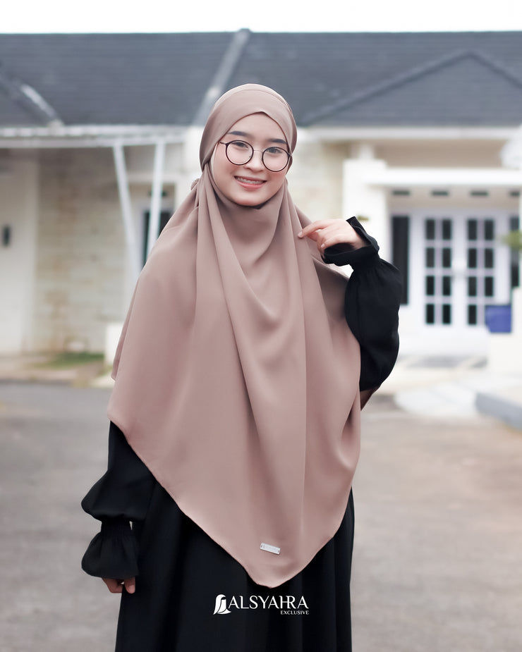 Alsyahra Exclusive French Khimar Ayumi Size L Soft Crown Exclusive